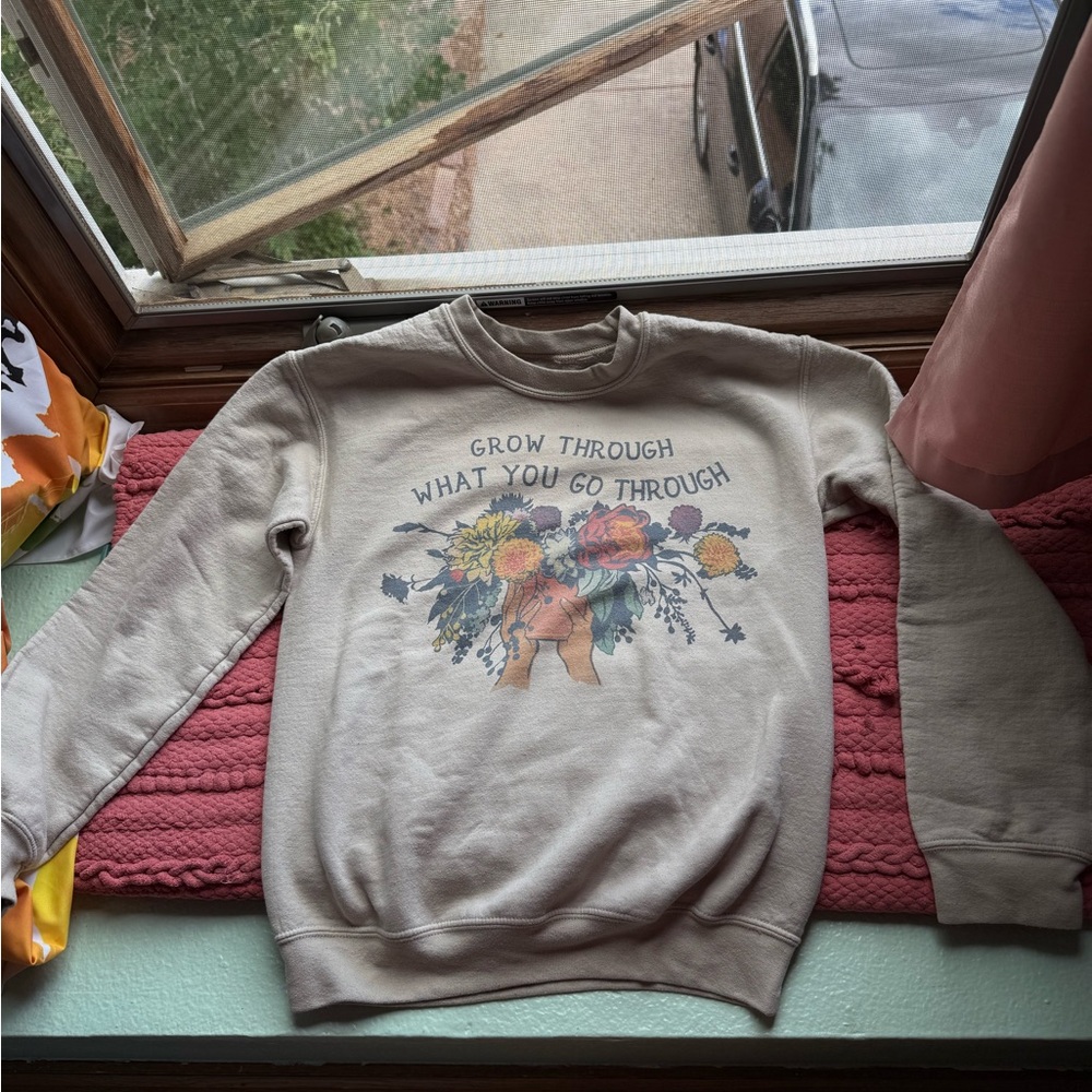Floral Graphic Beige Sweater